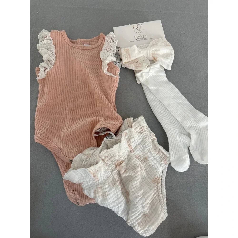 Rachel Zoe Baby 4 Piece Set Bodysuit Shorts Headband Socks Rose Pink 18M NEW